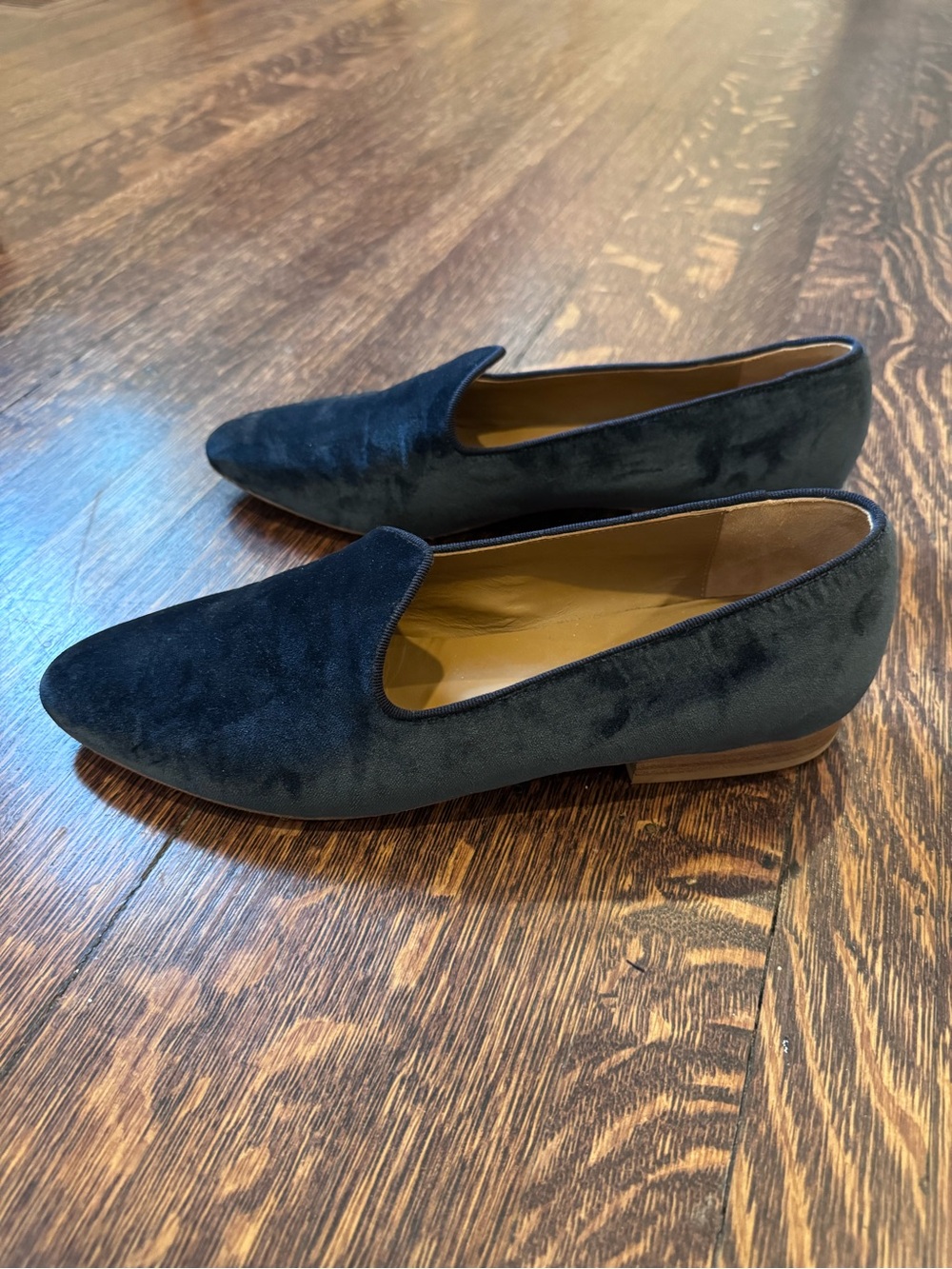 Le Monde Beryl Venetian Slippers, Navy, Size 40